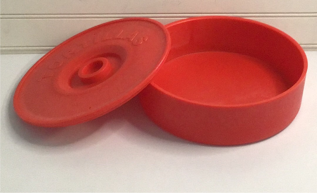 Choice 8 1/2" Red Tortilla Warmer / Server