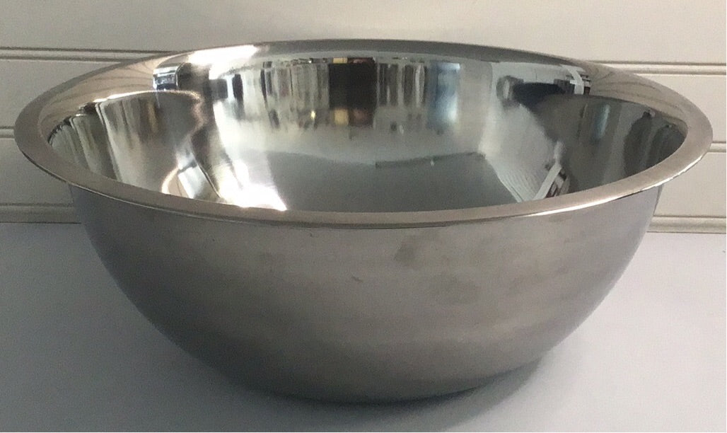 Choice 8 Qt. Standard Weight Stainless Steel Mixing Bowl